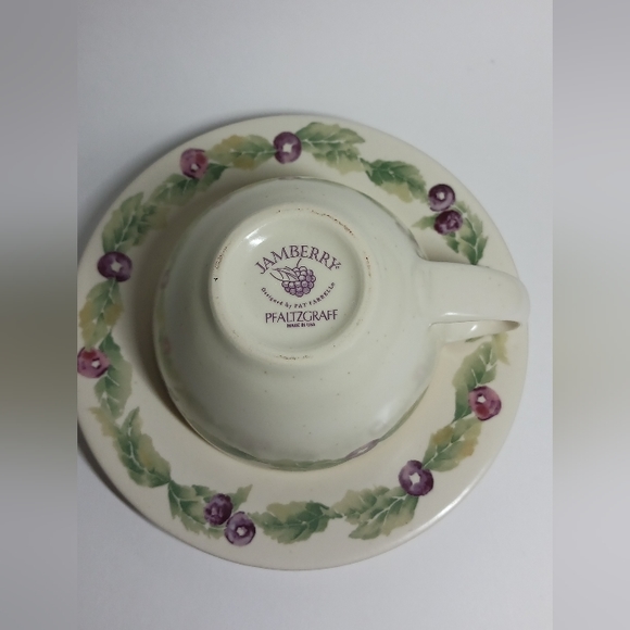 Set of 8 Jamberry by Pfaltzgraff, Stoneware Cups & Saucers - Picture 4 of 8